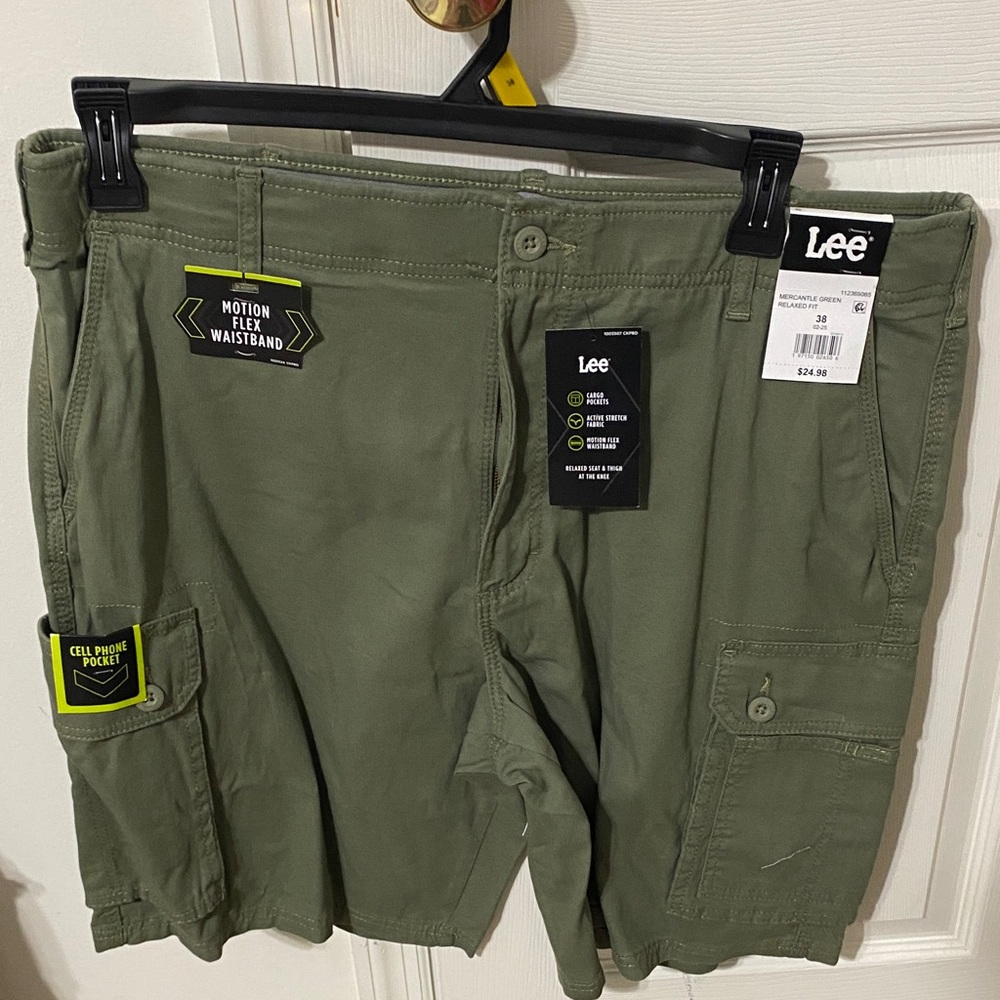 Lee Men's Olive Cargo Shorts